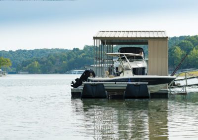 Center Console on HarborHoist Boat Lift